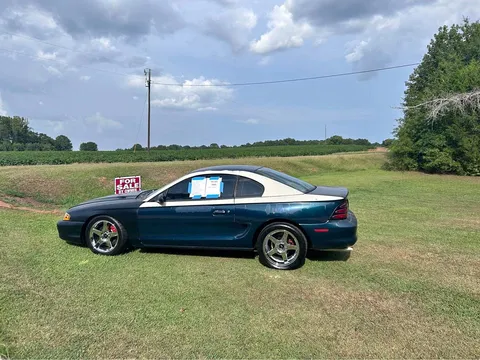 1995 Ford Mustang GT Coupe 2D