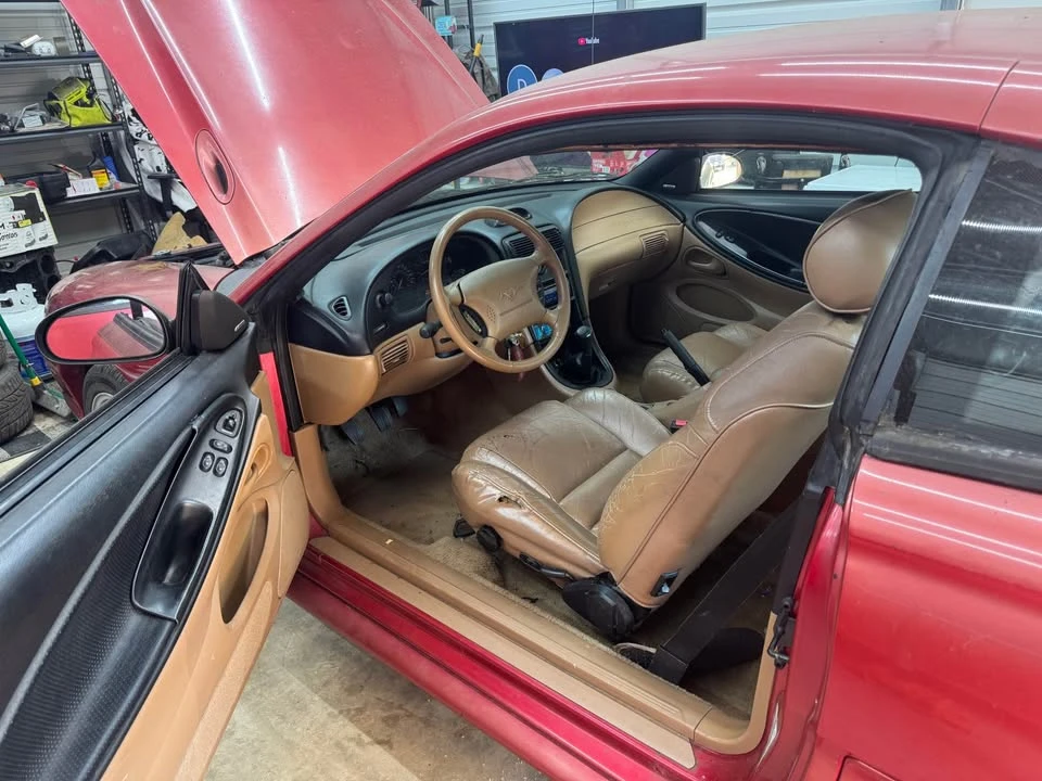 1995 Ford SN95 Mustang - Image 10 of 12