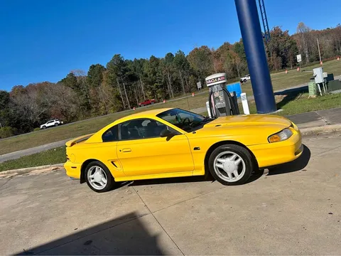 1995 Ford Mustang GT Coupe 2D
