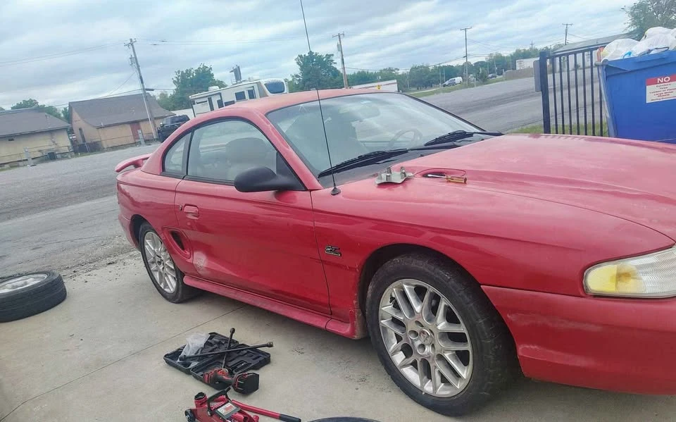 1995 Ford SN95 Mustang - Image 13 of 14