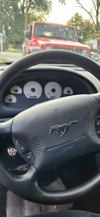 1995 Ford SN95 Mustang - Image 7 of 11