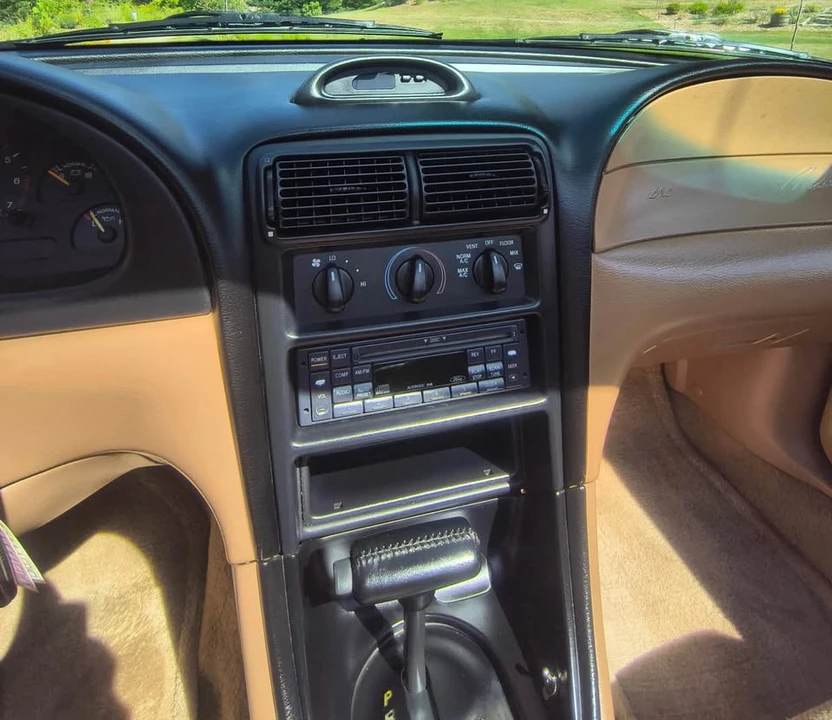 1995 Ford SN95 Mustang - Image 6 of 10