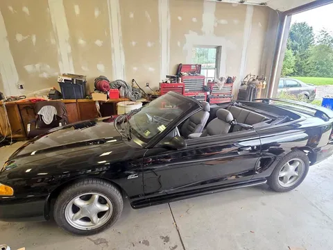 1995 Ford Mustang GT Convertible
