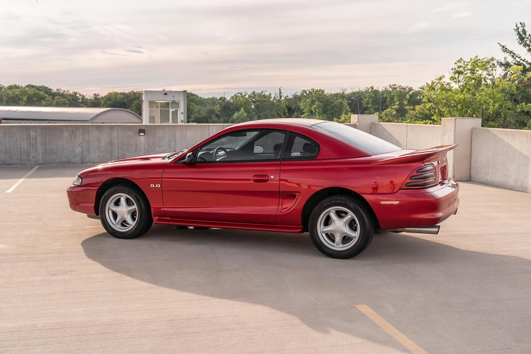 1995 Ford SN95 Mustang - Image 17 of 31