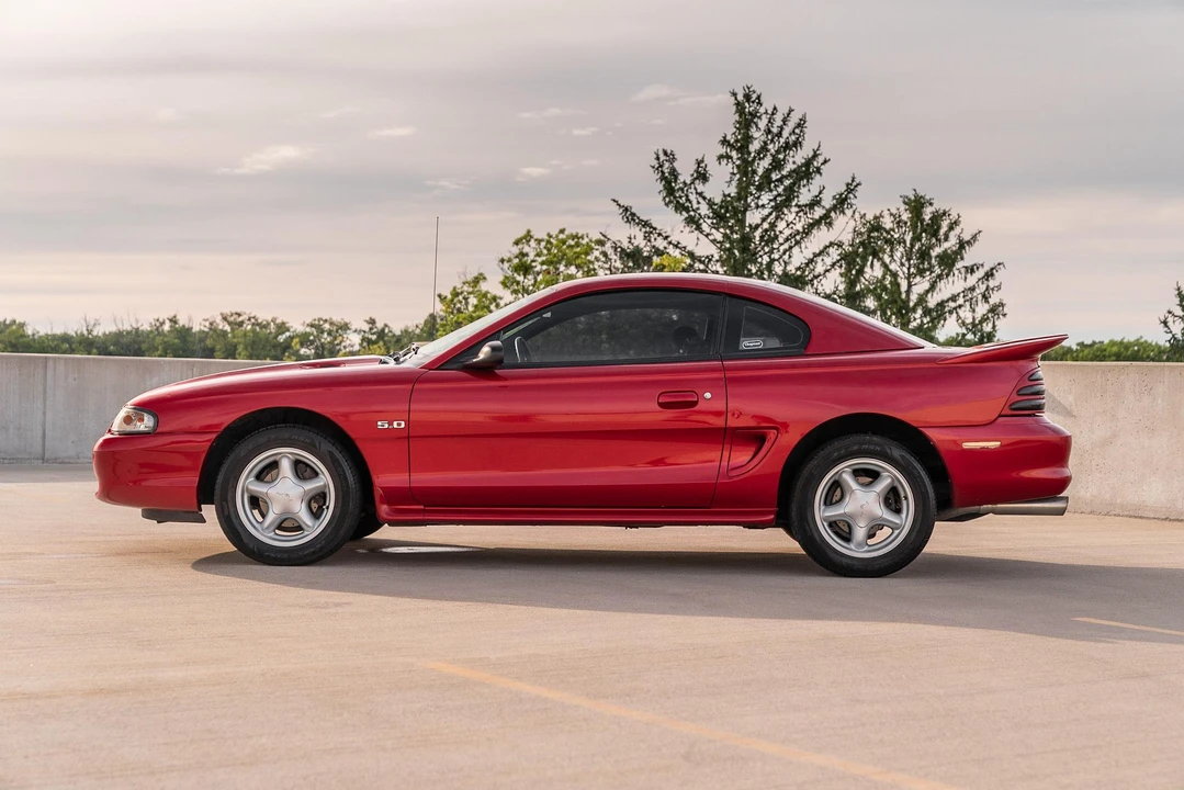 1995 Ford SN95 Mustang - Image 16 of 31