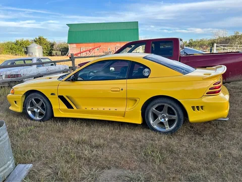 1995 Ford Mustang GT Saleen