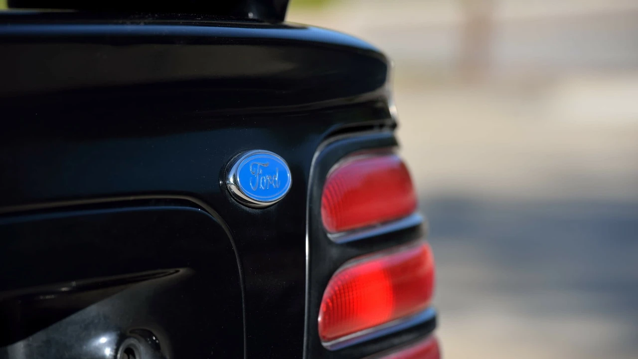 1995 Ford SN95 Mustang Cobra - Image 16 of 27