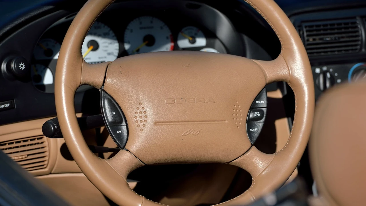 1995 Ford SN95 Mustang Cobra - Image 18 of 27