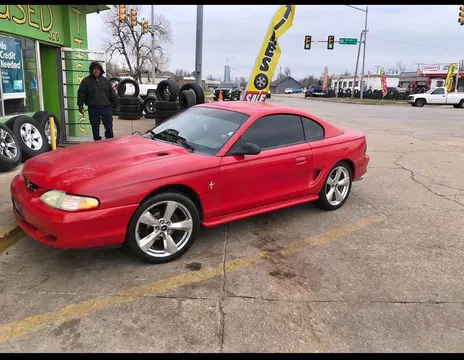 1995 Ford Mustang V6 Coupe 2D