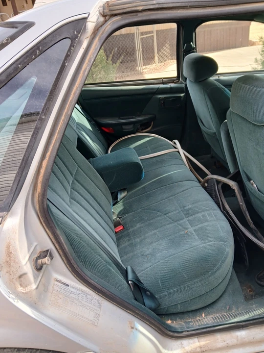 1995 Ford Taurus 2nd Gen - Image 8 of 11