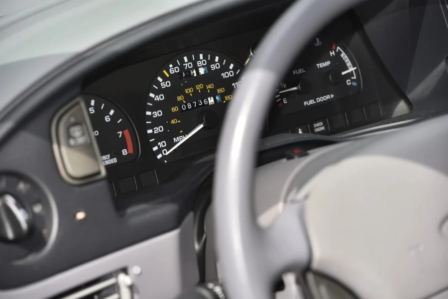 1995 Ford Taurus SHO 2nd Gen - Image 25 of 31