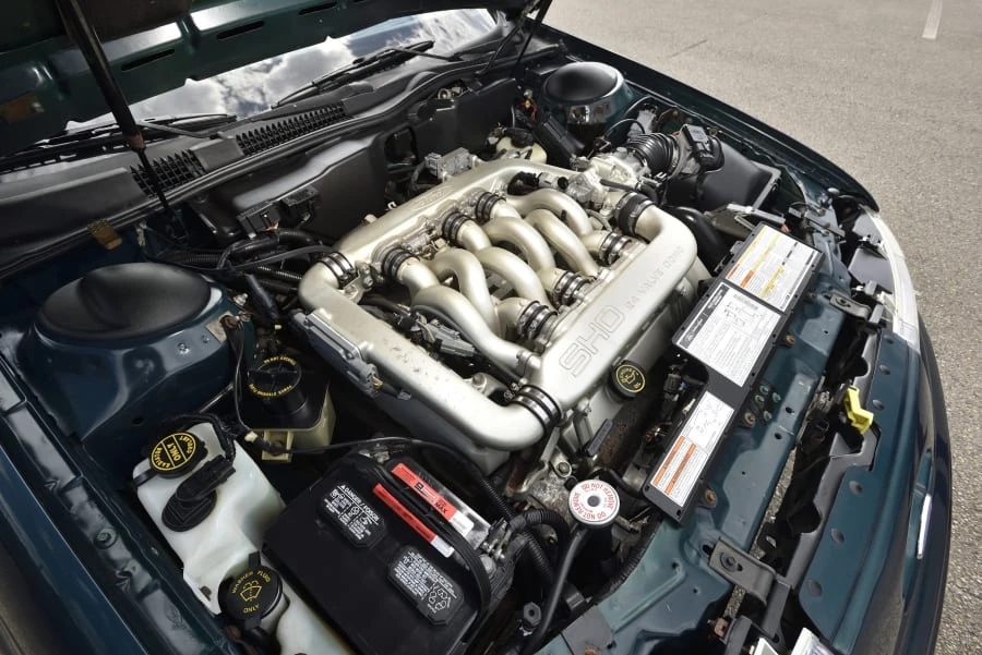 1995 Ford Taurus SHO 2nd Gen - Image 30 of 31