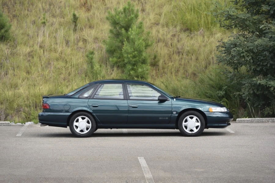 1995 Ford Taurus SHO 2nd Gen - Image 15 of 31