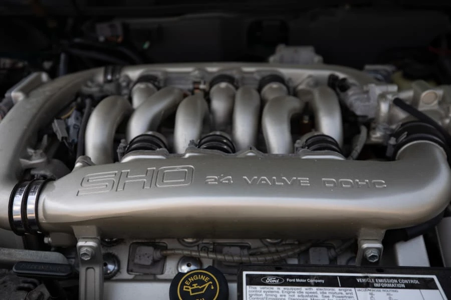 1995 Ford Taurus SHO 2nd Gen - Image 19 of 20