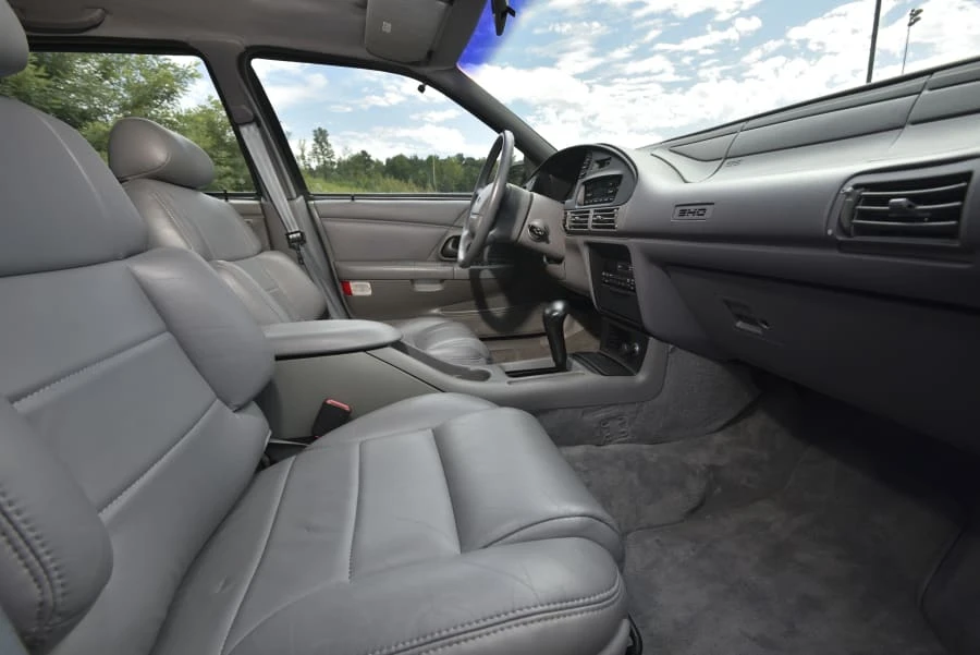 1995 Ford Taurus SHO 2nd Gen - Image 23 of 31