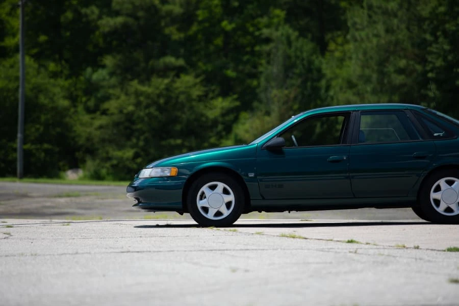 1995 Ford Taurus SHO 2nd Gen - Image 10 of 20
