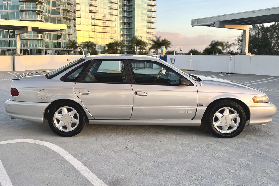1995 Ford Taurus SHO 2nd Gen - Image 3 of 31