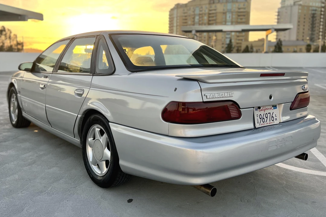 1995 Ford Taurus SHO 2nd Gen - Image 4 of 31