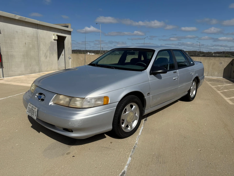 1995 Ford Taurus SHO 2nd Gen - Image 7 of 31