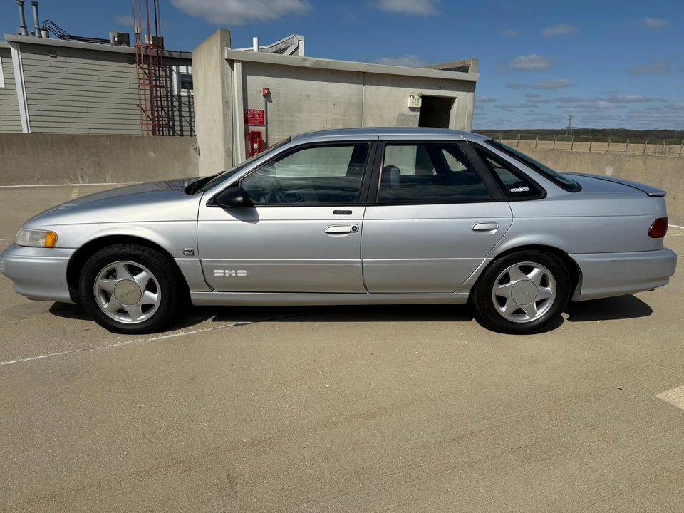1995 Ford Taurus SHO 2nd Gen - Image 8 of 31