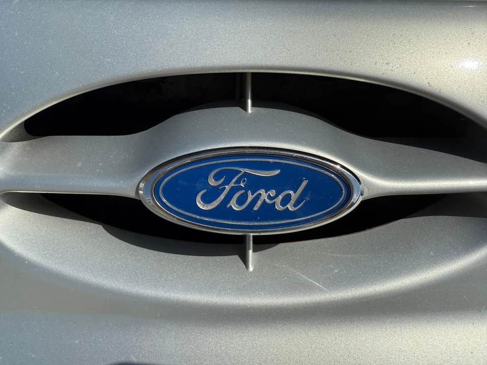 1995 Ford Taurus SHO 2nd Gen - Image 13 of 31