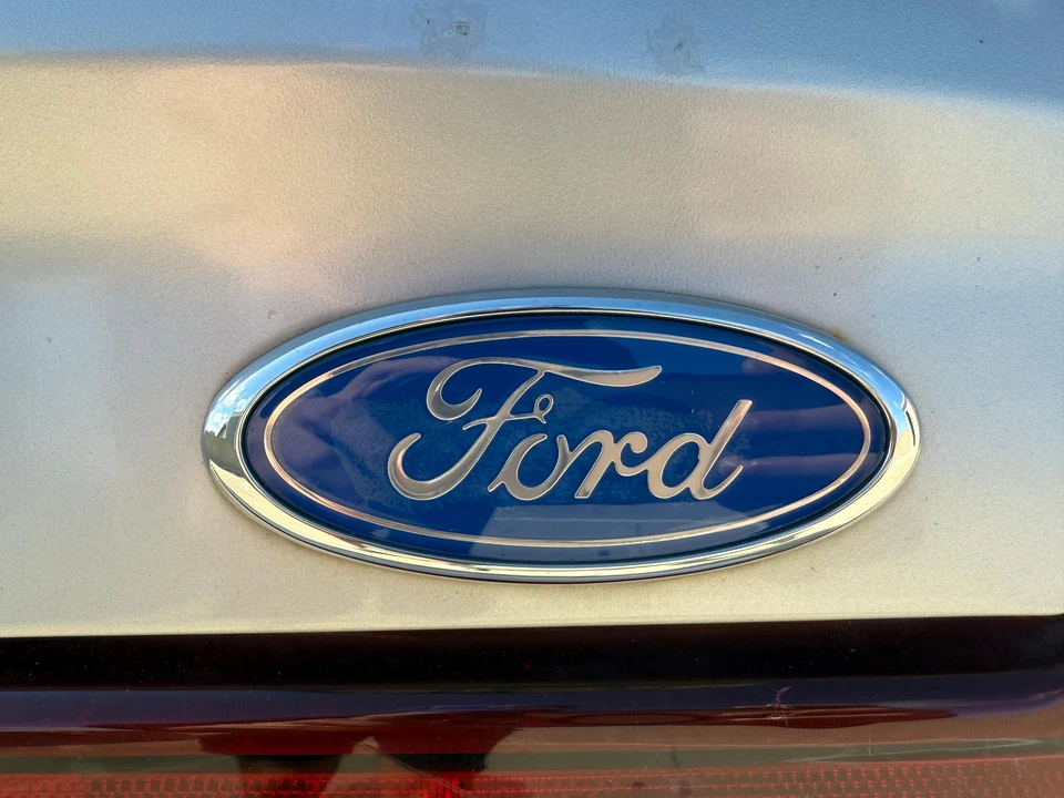 1995 Ford Taurus SHO 2nd Gen - Image 21 of 31
