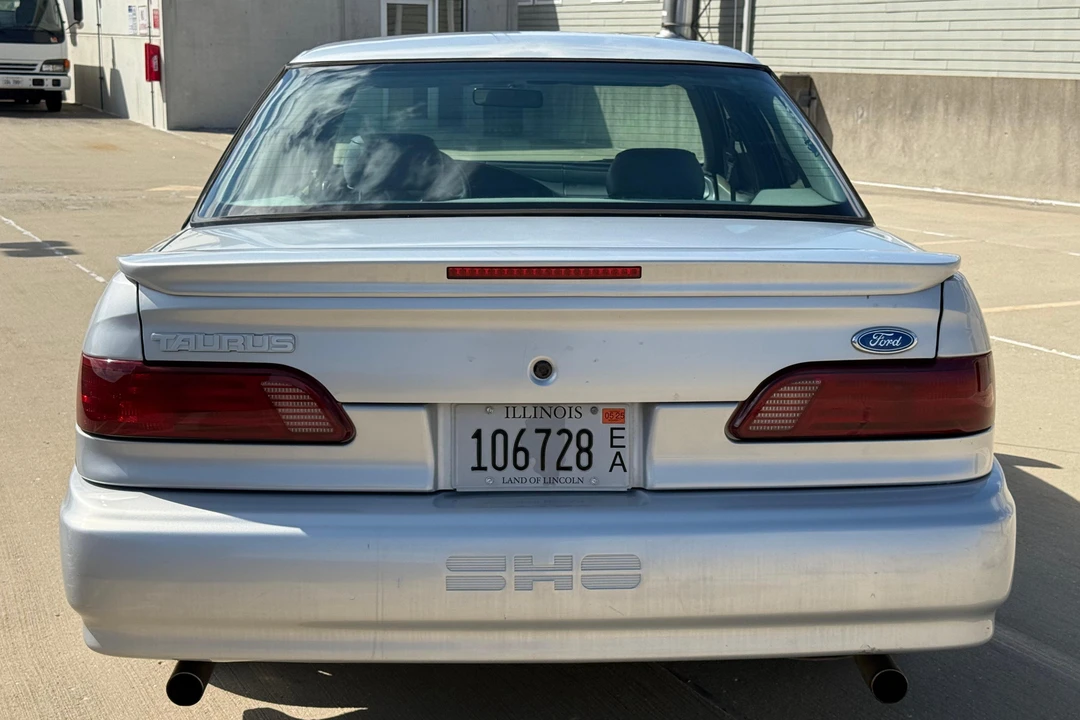 1995 Ford Taurus SHO 2nd Gen - Image 5 of 31