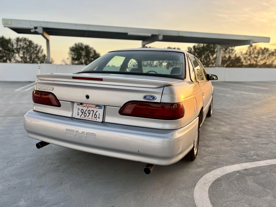 1995 Ford Taurus SHO 2nd Gen - Image 19 of 31