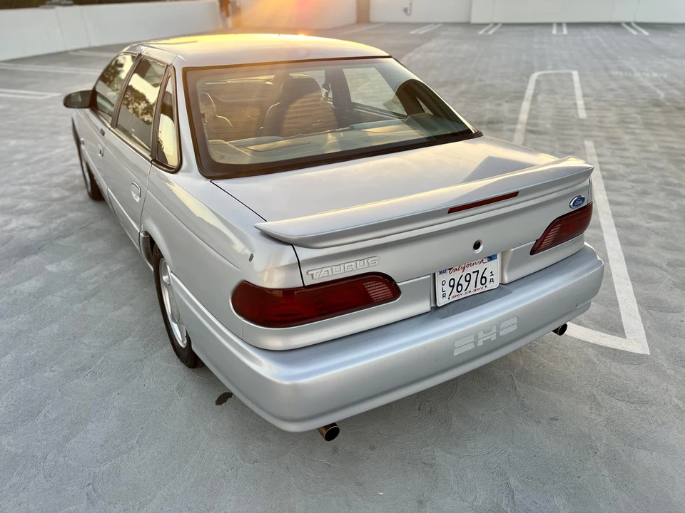 1995 Ford Taurus SHO 2nd Gen - Image 12 of 31