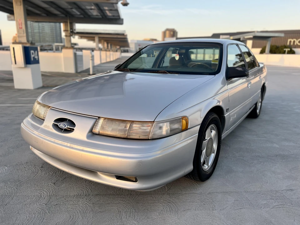 1995 Ford Taurus SHO 2nd Gen - Image 8 of 31