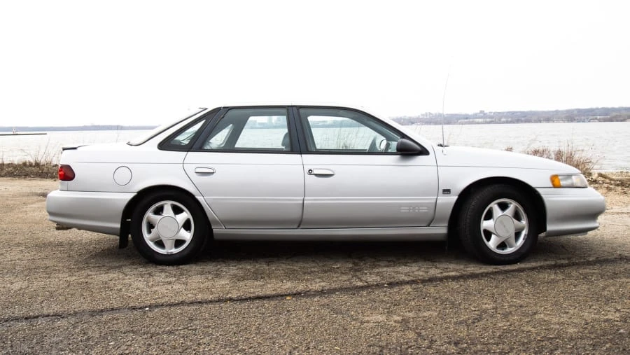1995 Ford Taurus SHO 2nd Gen - Image 2 of 27