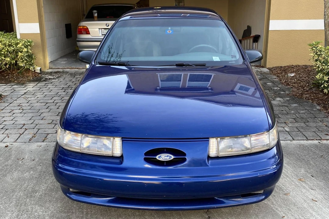 1995 Ford Taurus SHO 2nd Gen - Image 2 of 13