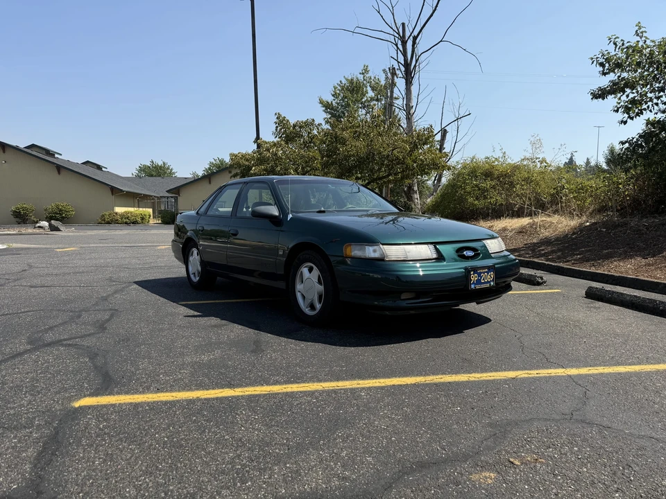 1995 Ford Taurus SHO 2nd Gen - Image 2 of 31