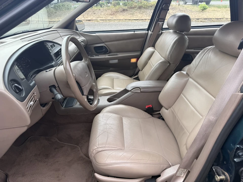 1995 Ford Taurus SHO 2nd Gen - Image 23 of 31