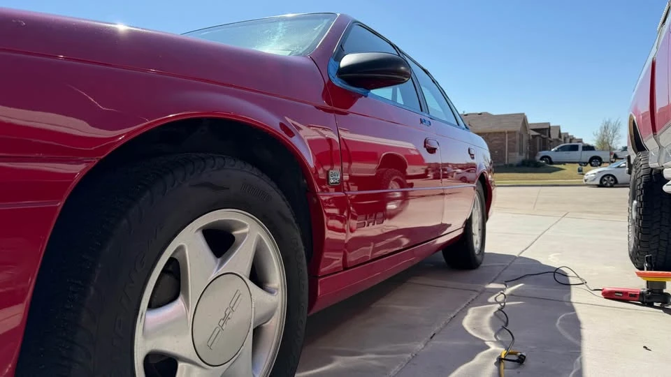 1995 Ford Taurus SHO 2nd Gen - Image 2 of 20