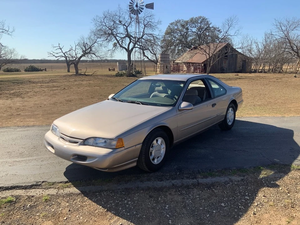 1995 Ford Thunderbird 10th Gen - Image 11 of 12