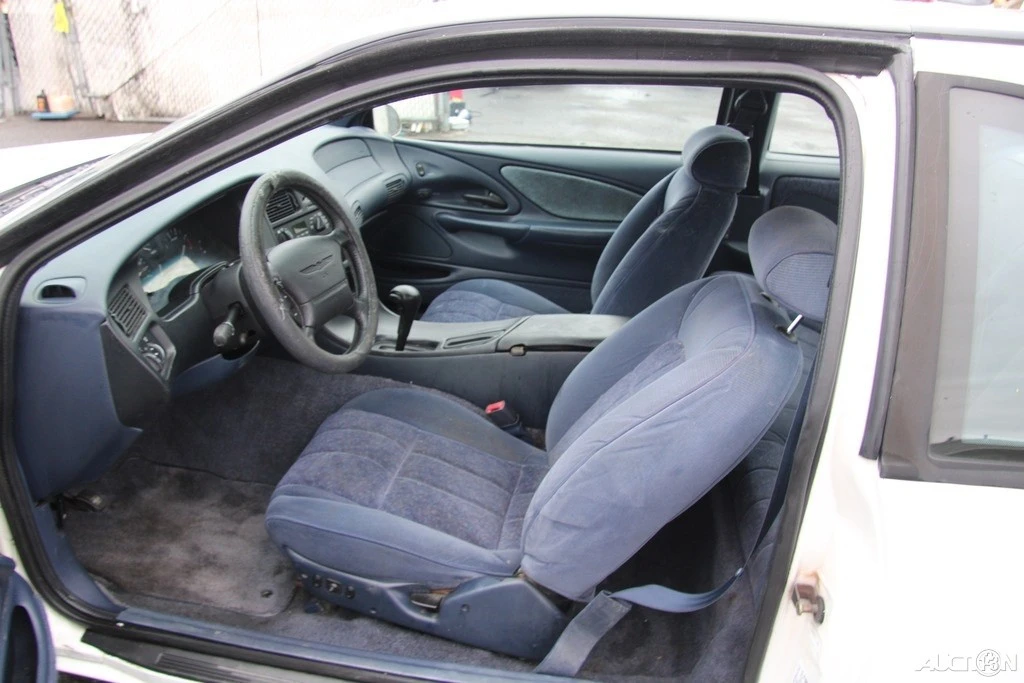 1995 Ford Thunderbird 10th Gen - Image 11 of 21