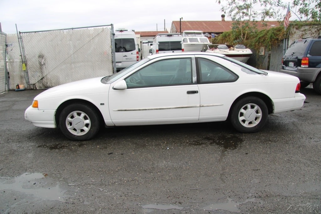 1995 Ford Thunderbird 10th Gen - Image 3 of 21