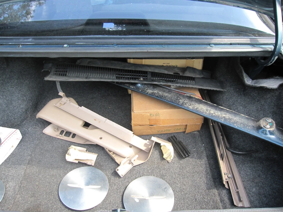 1995 Ford Thunderbird 10th Gen - Image 7 of 13