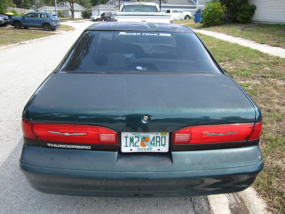 1995 Ford Thunderbird 10th Gen - Image 6 of 13