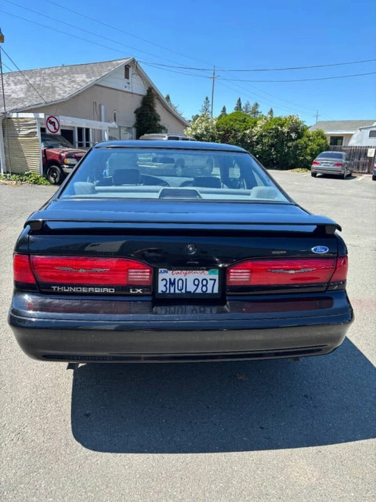 1995 Ford Thunderbird 10th Gen - Image 8 of 13