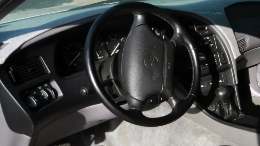 1995 Ford Thunderbird 10th Gen - Image 4 of 7