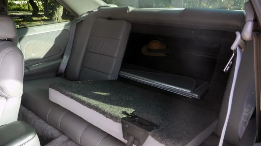 1995 Ford Thunderbird 10th Gen - Image 5 of 7
