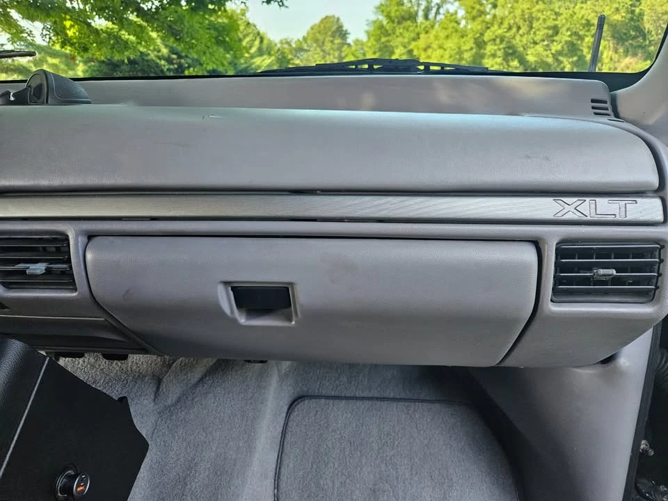 1995 Ford Bronco 5th Gen - Image 9 of 20