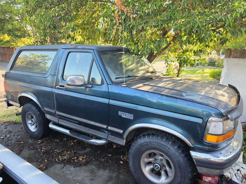 1995 Ford Bronco 5th Gen - Image 2 of 3