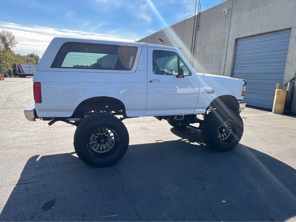 1995 Ford Bronco 5th Gen - Image 8 of 11