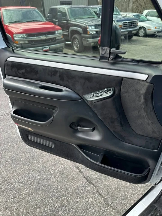 1995 Ford Bronco 5th Gen - Image 9 of 16