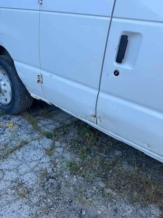 1995 Ford Econoline Van - Image 5 of 19