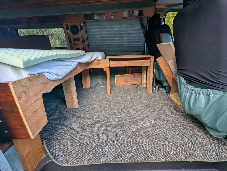 1995 Ford Econoline Van - Image 12 of 17