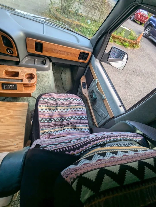 1995 Ford Econoline Van - Image 16 of 17